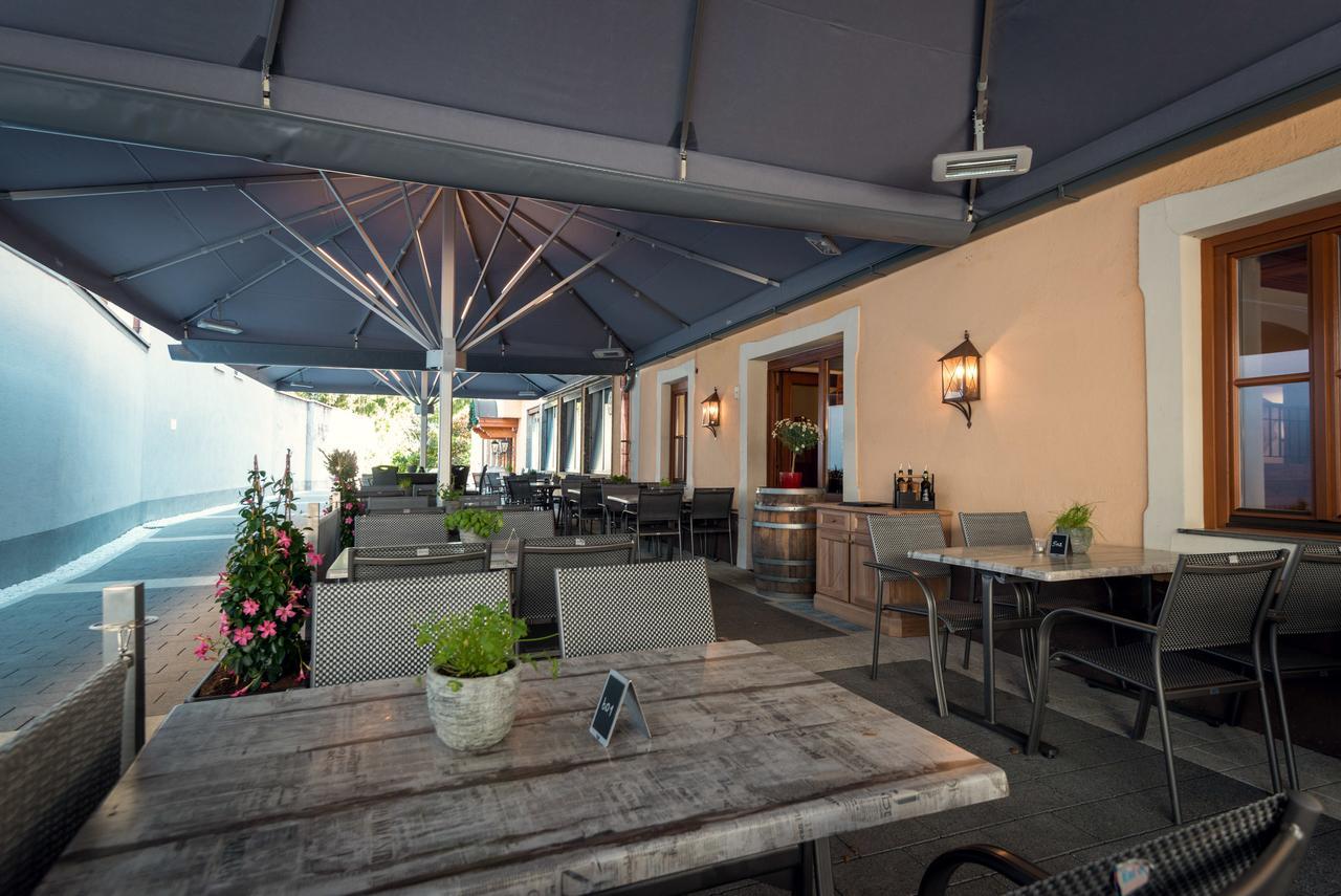 Hotel Restaurant Stoecklwirt Sankt Johann im Pongau Exterior photo